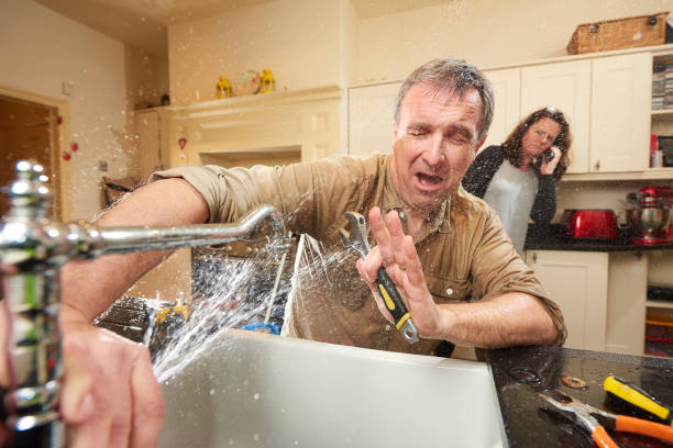 Best Commercial water damage restoration  in Signal Hill, CA
